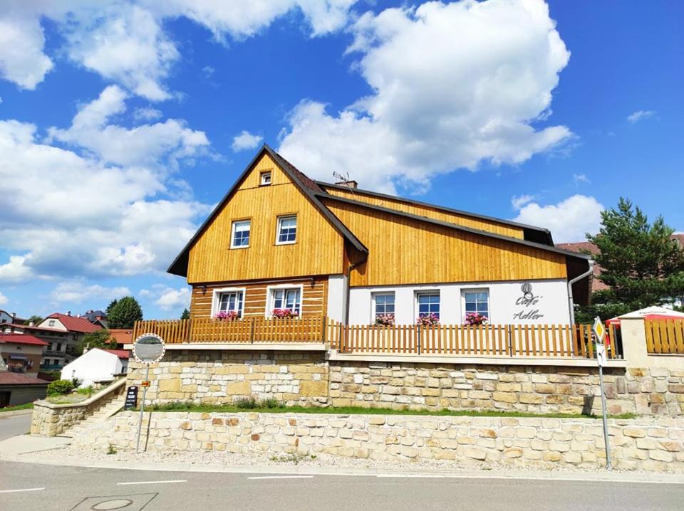 Penzion Adler Hotel Police nad Metuji Bagian luar foto